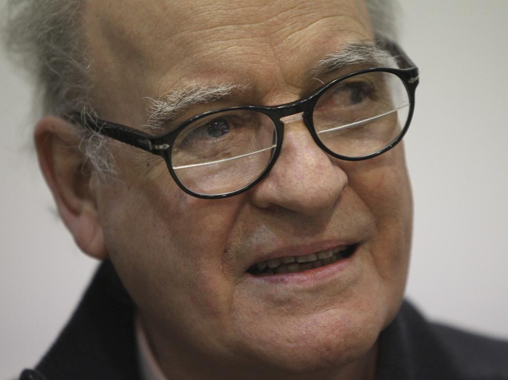 El dibujante argentino Joaquín Salvador Lavado "Quino" ofrece una rueda de prensa este miércoles.