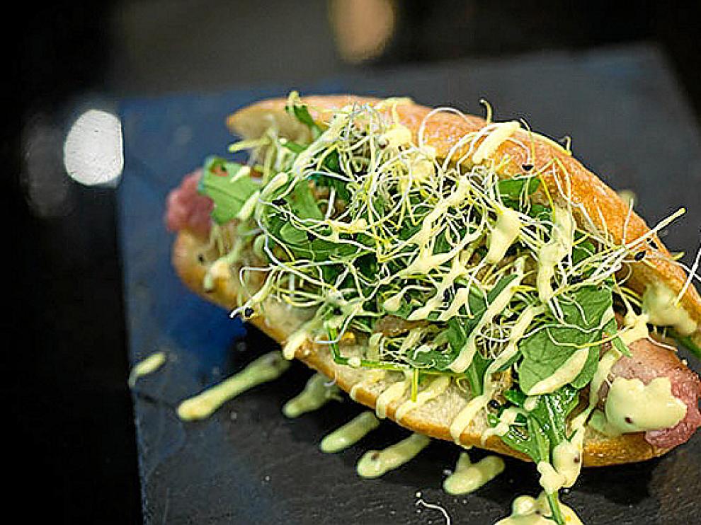 Bocadillo de ternasco de la taberna Urola