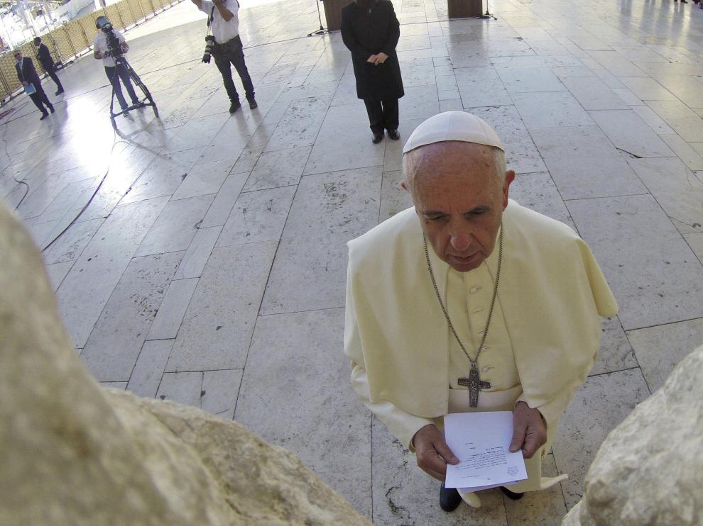 El Papa frente al Muro de las Lamentaciones