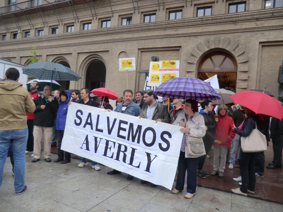 Decenas de personas han pedido la conservación de la antigua fundición.
