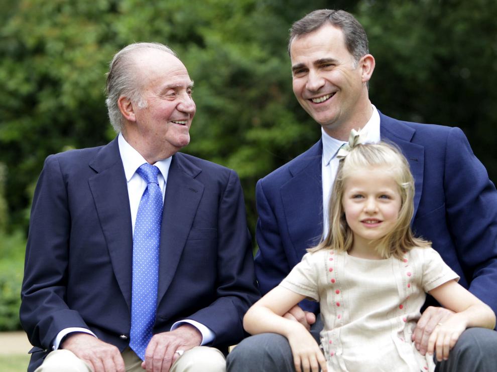 Don Juan Carlos, el Príncipe Felipe y la infanta Leonor