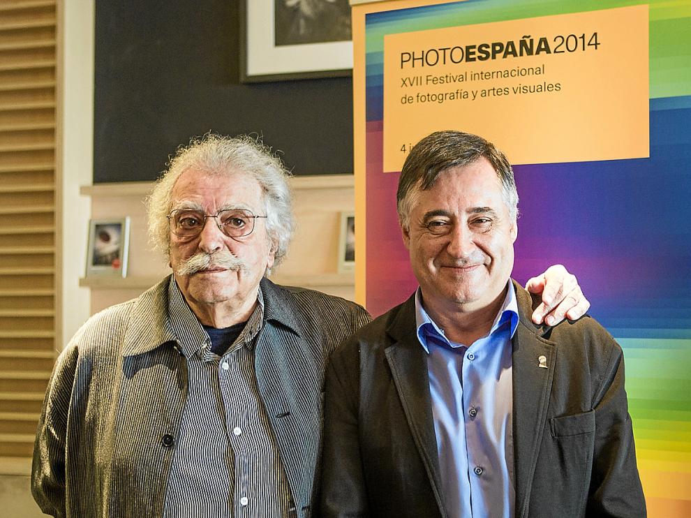 Ramón Masats (izquierda) y Gervasio Sánchez, tras hacerse públicos sus premios.