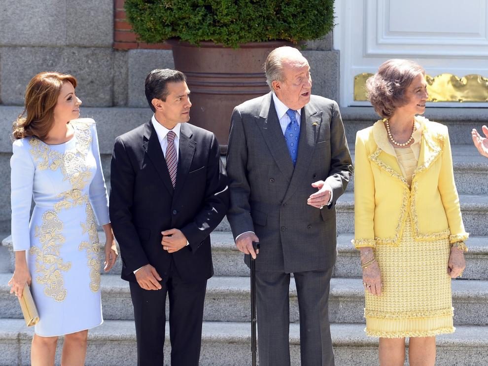 Los Reyes y el Príncipe Felipe junto a Peña Nieto y su esposa