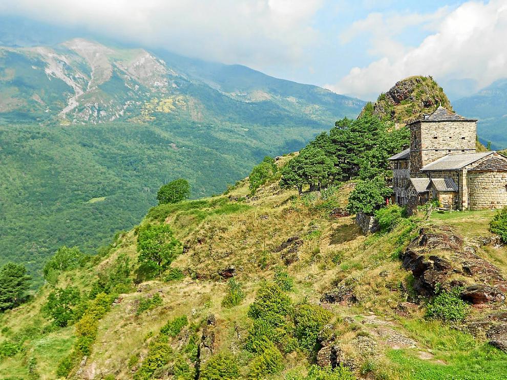 La iglesia de Sos, uno de los puntos que atraviesa la Trail que se disputará el mes que viene.