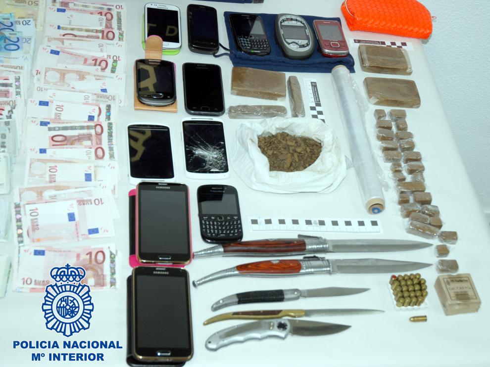 Material incautado por la Policía en una operación