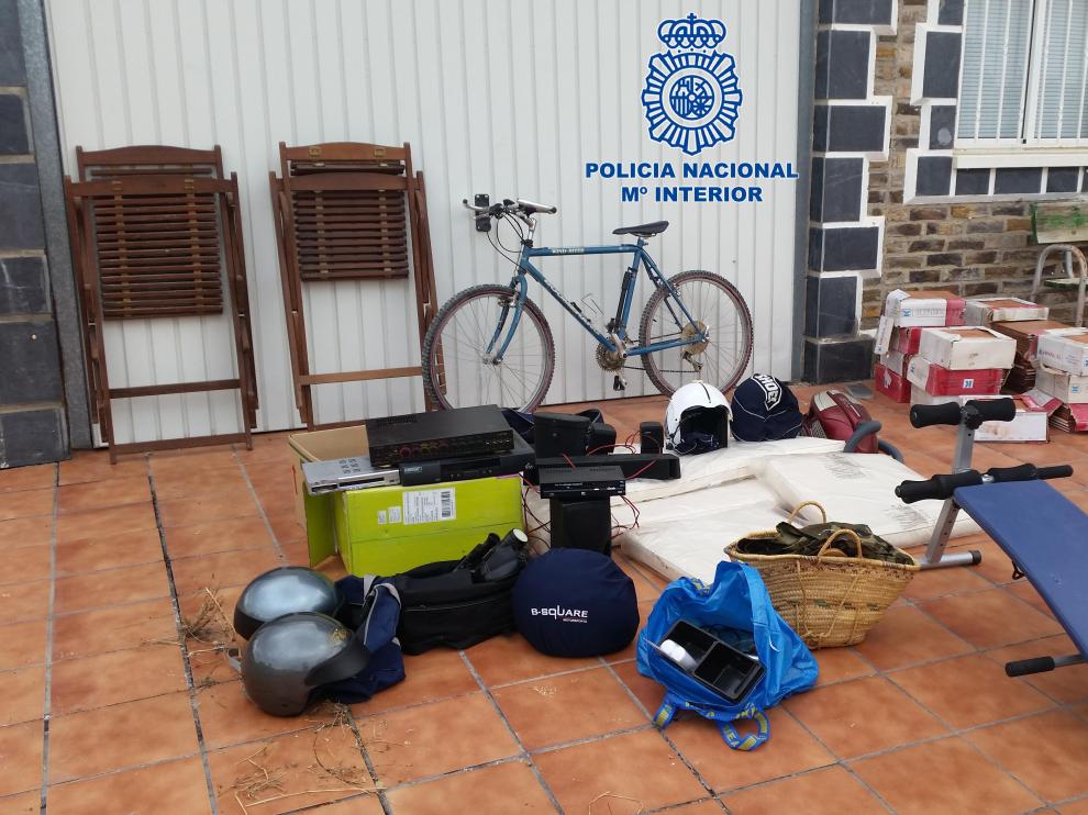 Imagen del material robado en la vivienda de Juslibol
