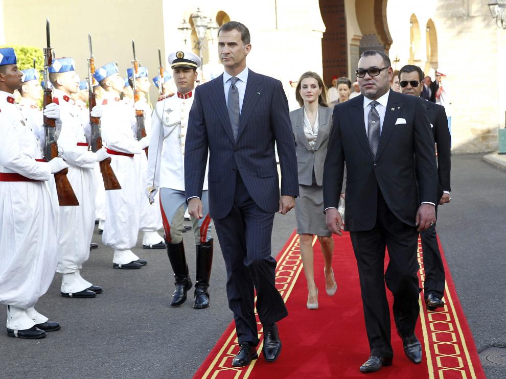 Mohamed VI junto a los Reyes Felipe VI y Letizia en el Palacio Real de Rabat