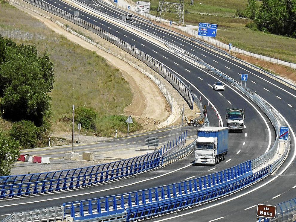 Los 2 km de autovía abiertos ayer no conectan con ningún otro.