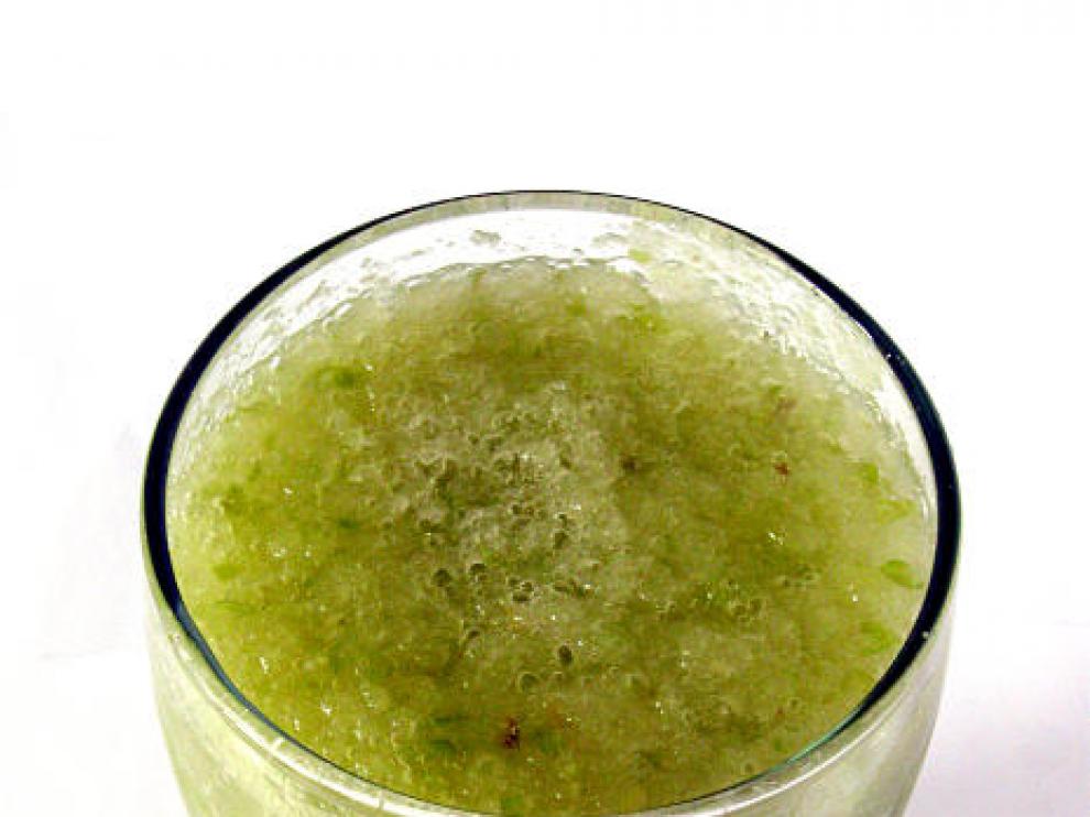 Batidos verdes para desayunar y bajar de peso