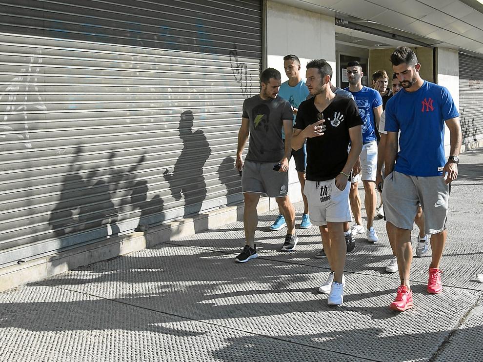 Los futbolistas siguen pendientes de la solución institucional y económica del Real Zaragoza.