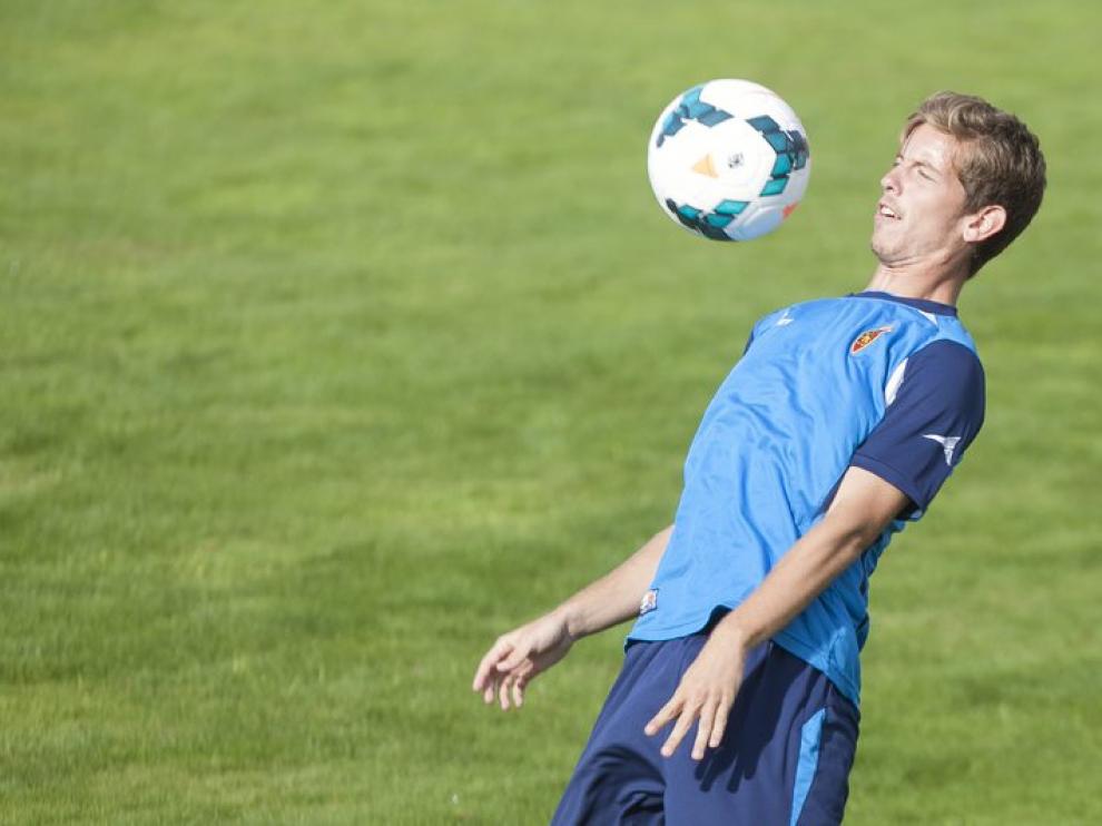 Tarsi, en un entrenamiento del Real Zaragoza