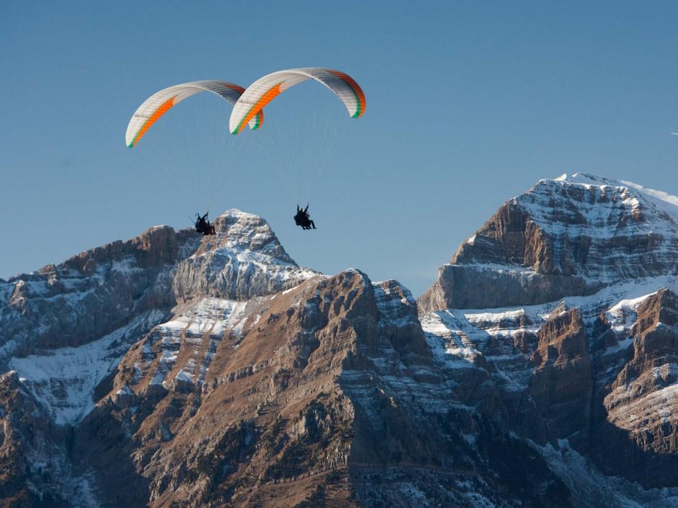 Parapente con Tena Park