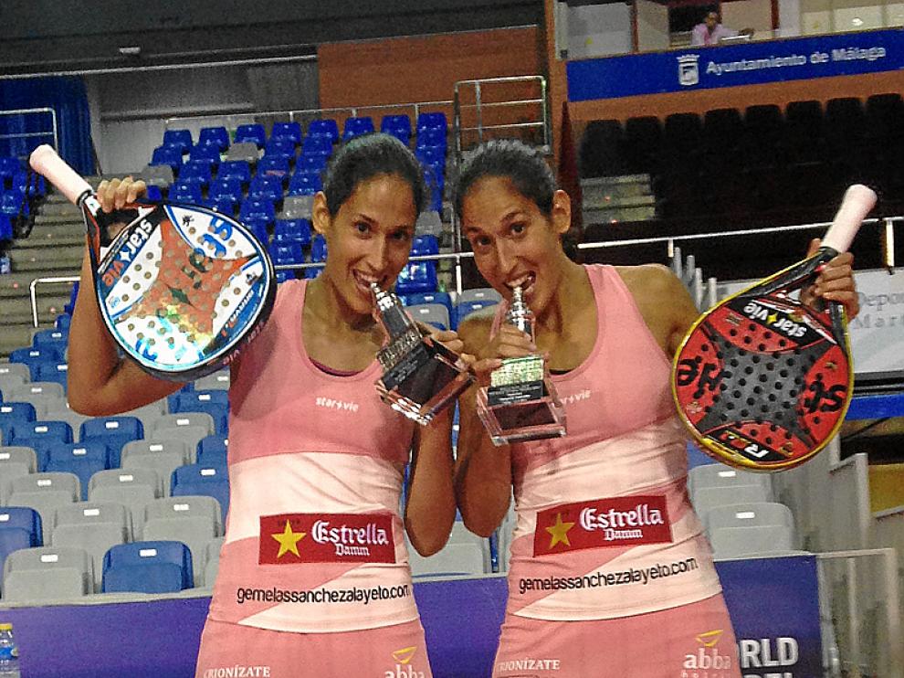 Majo y Mapi Sánchez Alayeto, campeonas el domingo en Málaga.