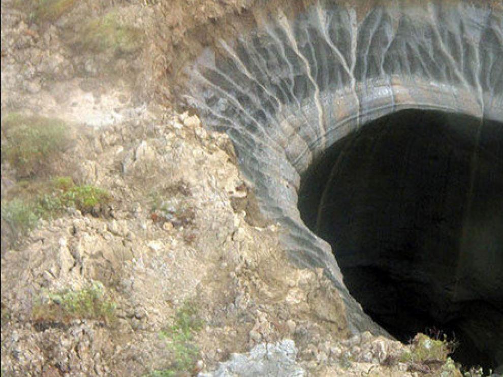 Imagen del primer cráter hallado en Siberia