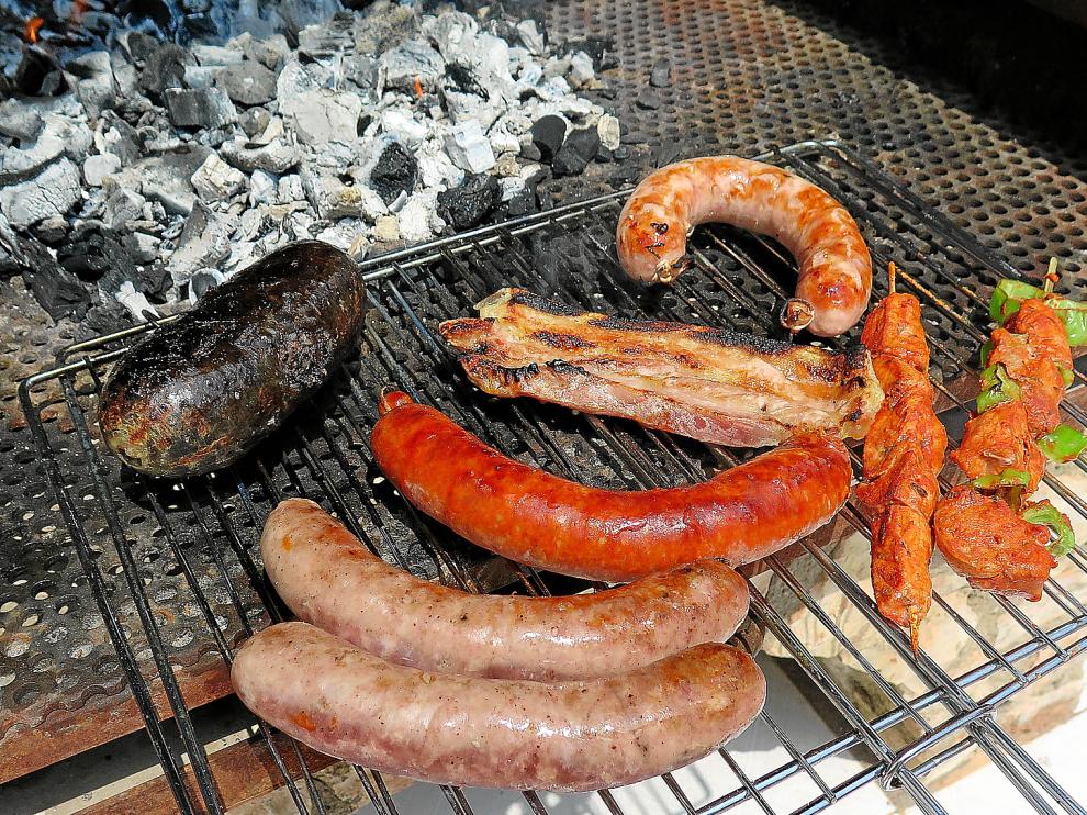 La carne de cerdo suele ser la estrella de las barbacoas