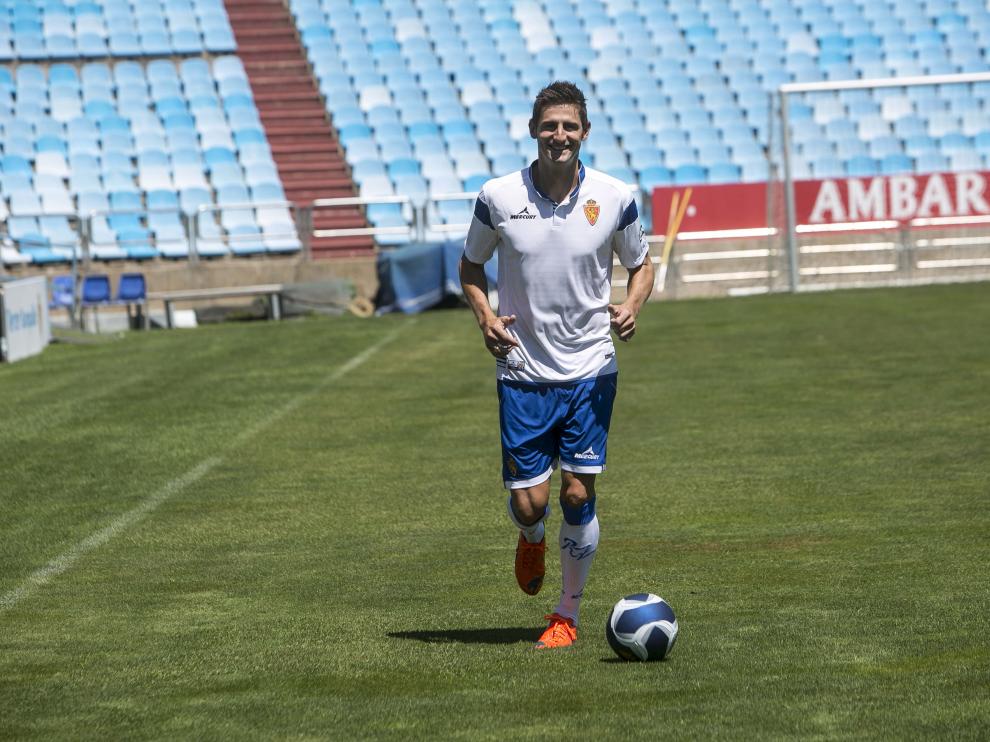 Rubén González, central del Real Zaragoza
