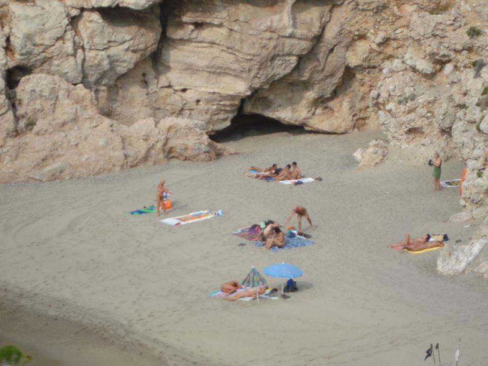 Aragón cuenta con zonas nudistas alejadas de las ciudades