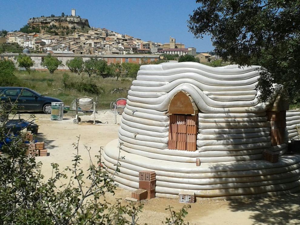 Nace en Monroyo la primera escuela de bioconstrucción