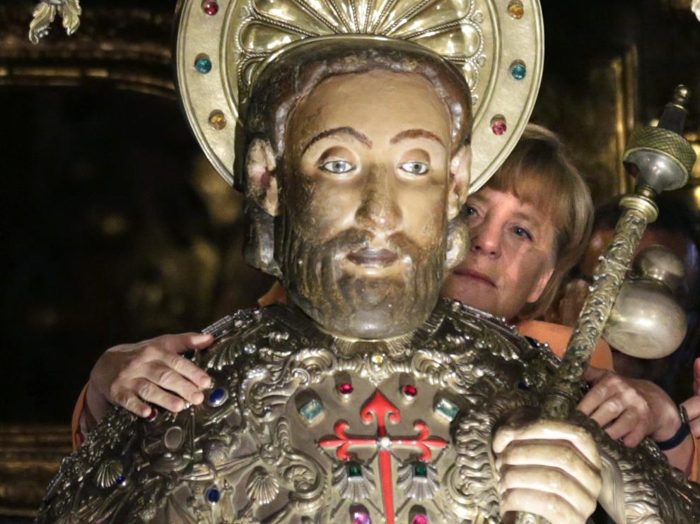 Merkel en la catedral de Santiago