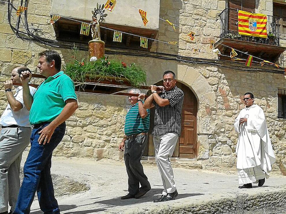 Imagen de la procesión celebrada ayer en Lledó.