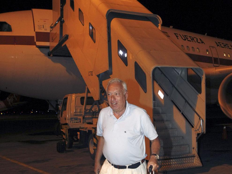 Margallo parte a Samoa en el nuevo avión tras la avería