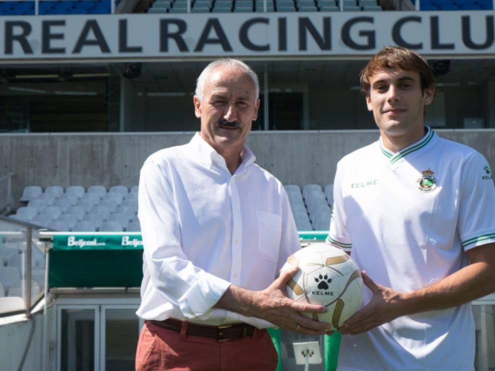 Adán Pérez, nuevo jugador del Racing.