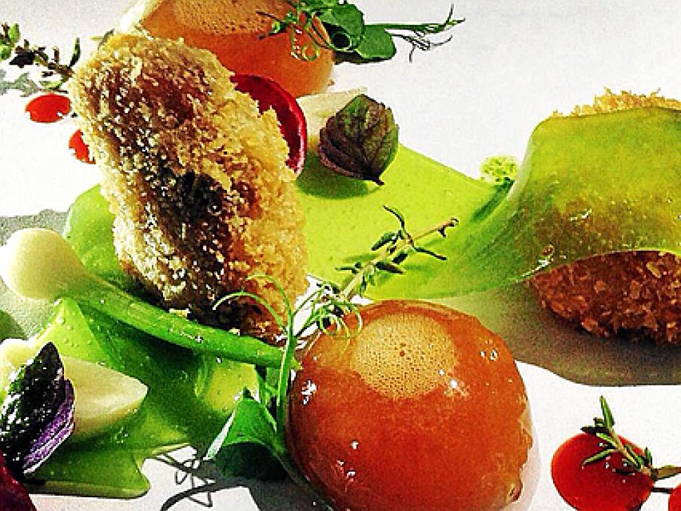 Conejo al ajillo, receta de Óscar Rodríguez, chef del restaurante Los Jardines del Plaza