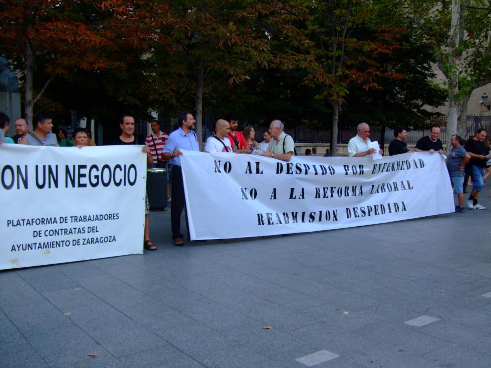 Los trabajadores se han concentrado este miércoles en la plaza de Aragón