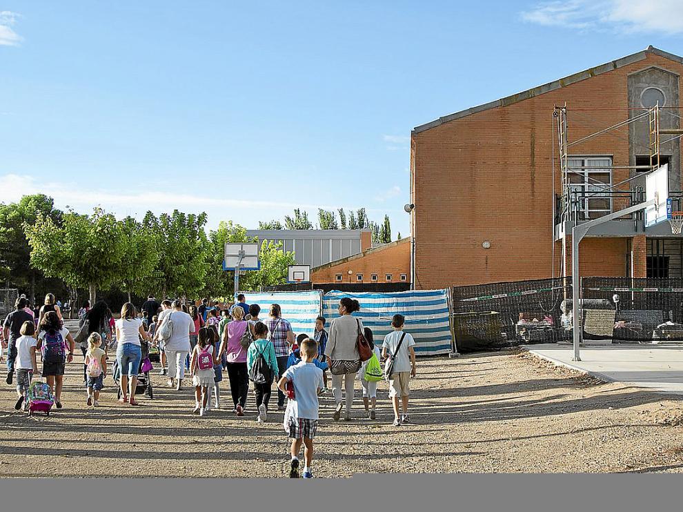 Con un edificio inmerso en obras arrancó el curso ayer para los alumnos del Nertóbriga.