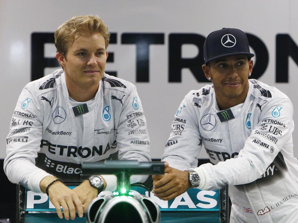 Rosberg y Hamilton anuncian batalla nocturna en Marina Bay