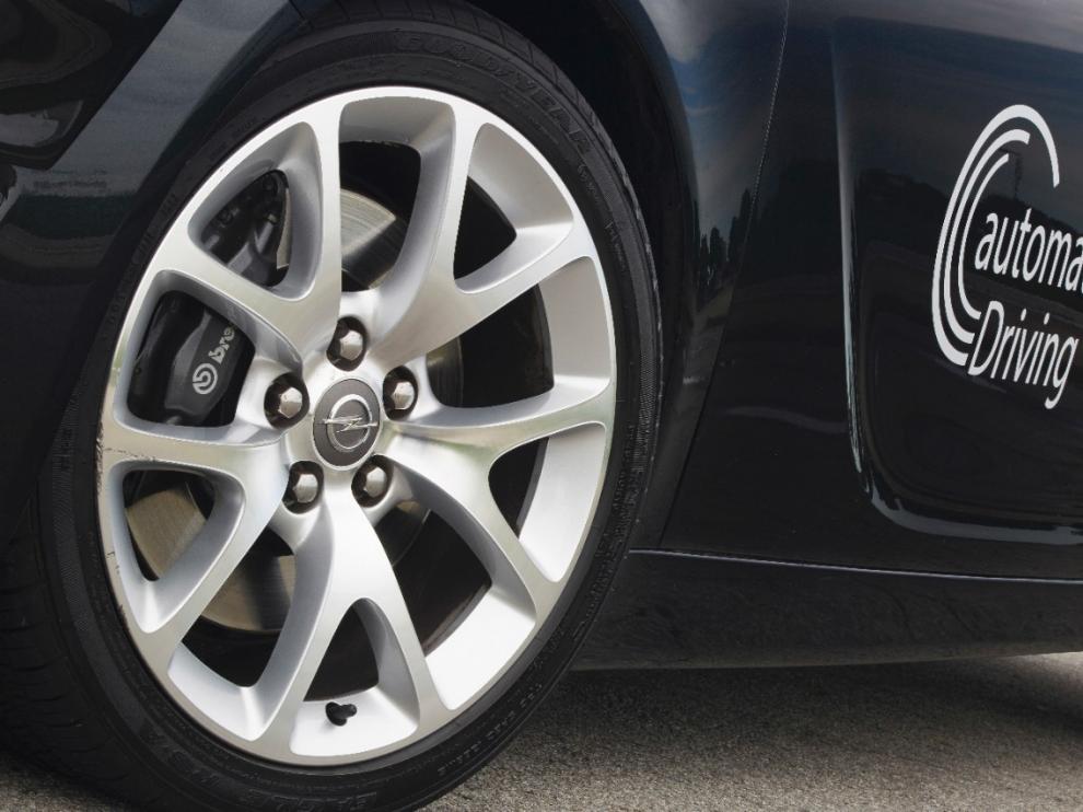 Vehículo de conducción autónoma de Opel
