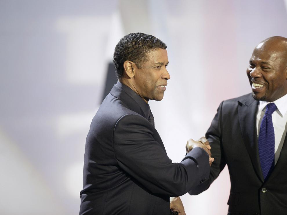 Denzel Washington recoge el premio Donostia