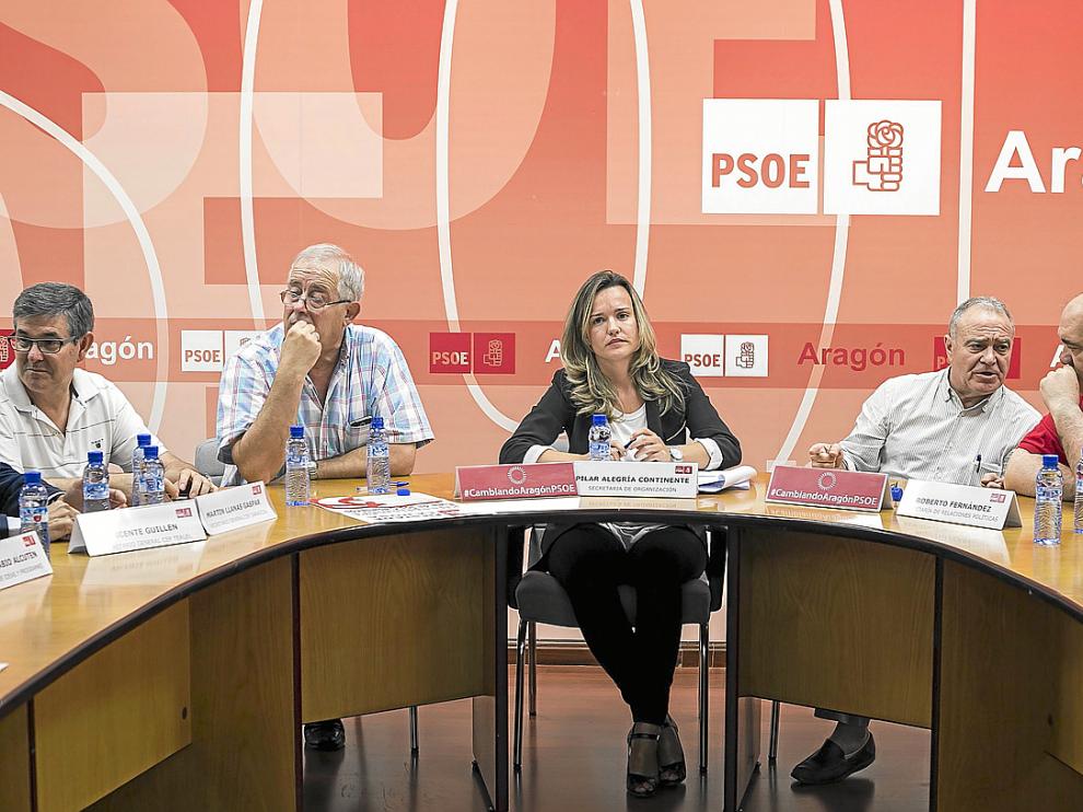 Vicente Guillén, Martín Llanas,Pilar Alegría, Miguel Gracia y Roberto Fernández .