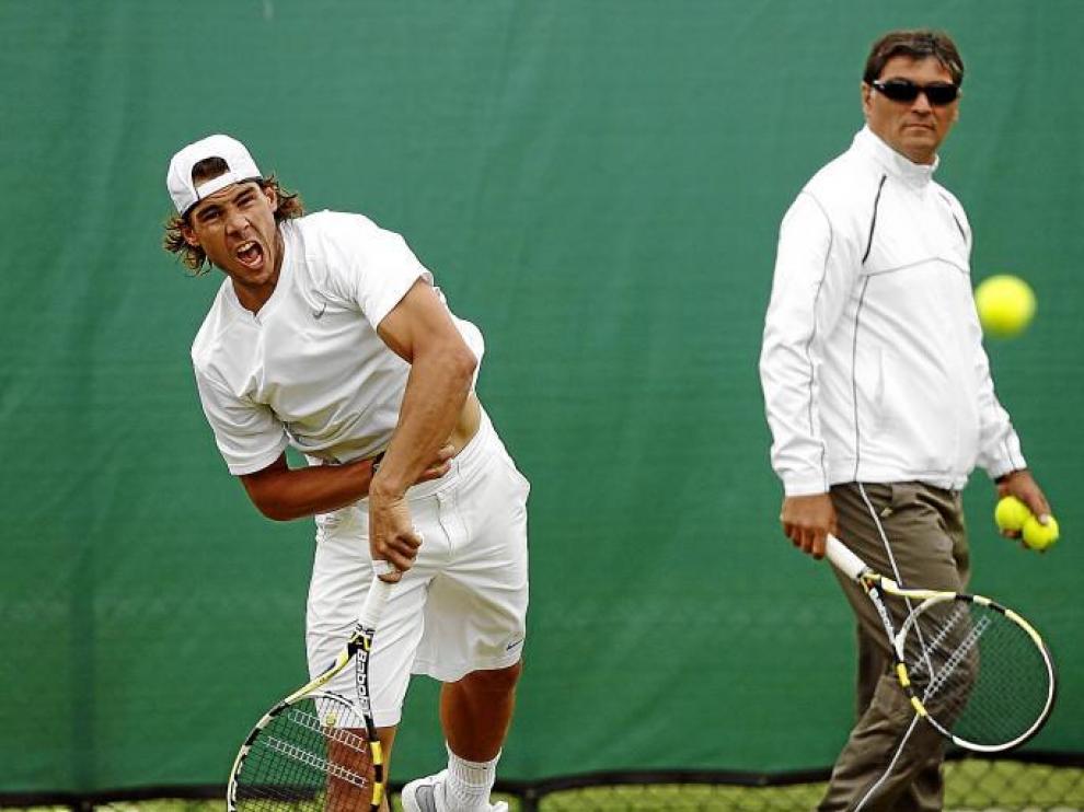 Toni Nadal entrenando junto a su sobrino Rafa