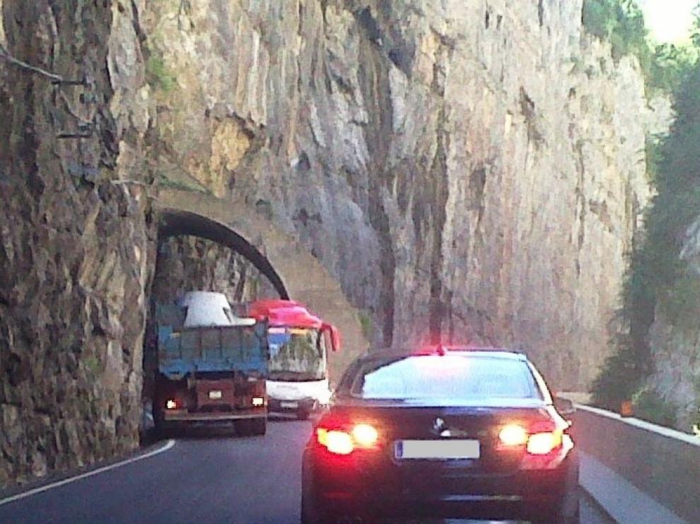 La N-260 en el tramo Campo-El Run