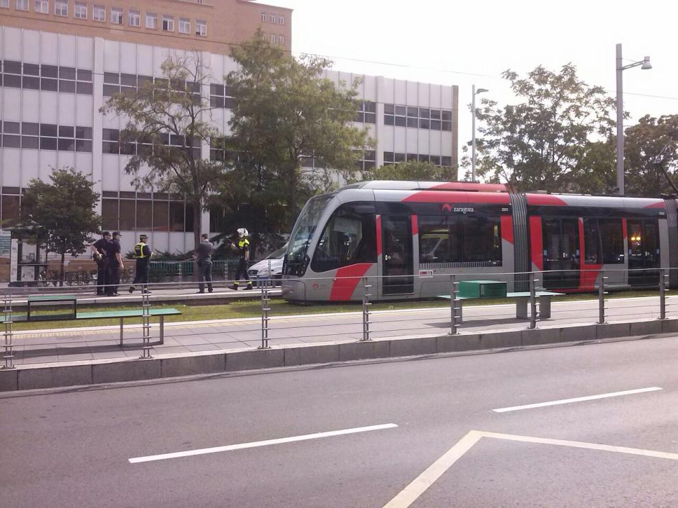 El tranvía de Zaragoza ha atropellado a una persona en la parada de Romareda