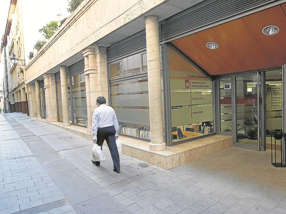 En las dependencias de la Policía Local, en la foto, ocurrieron los hechos denunciados.