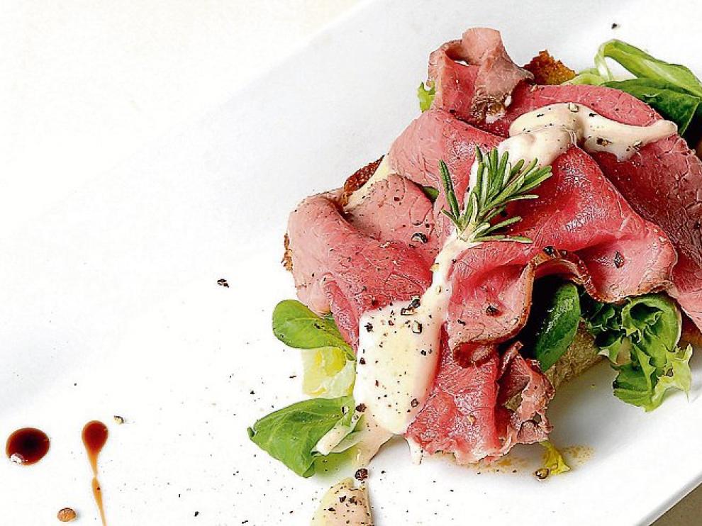 Canapé de Vitello Tonnato