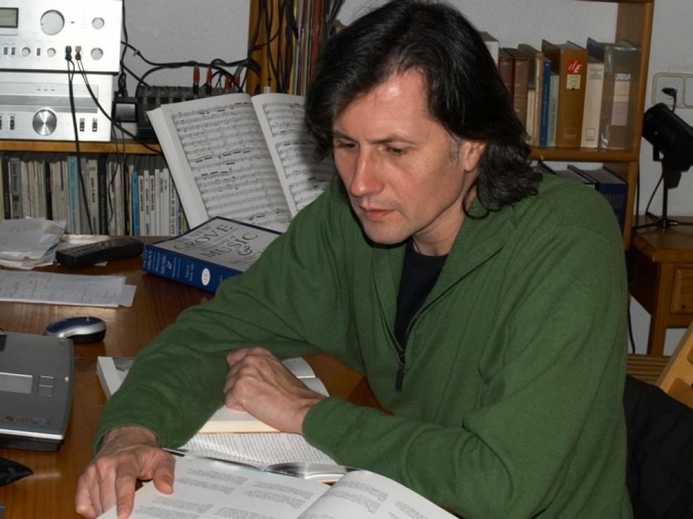 El profesor Rafael Esteve