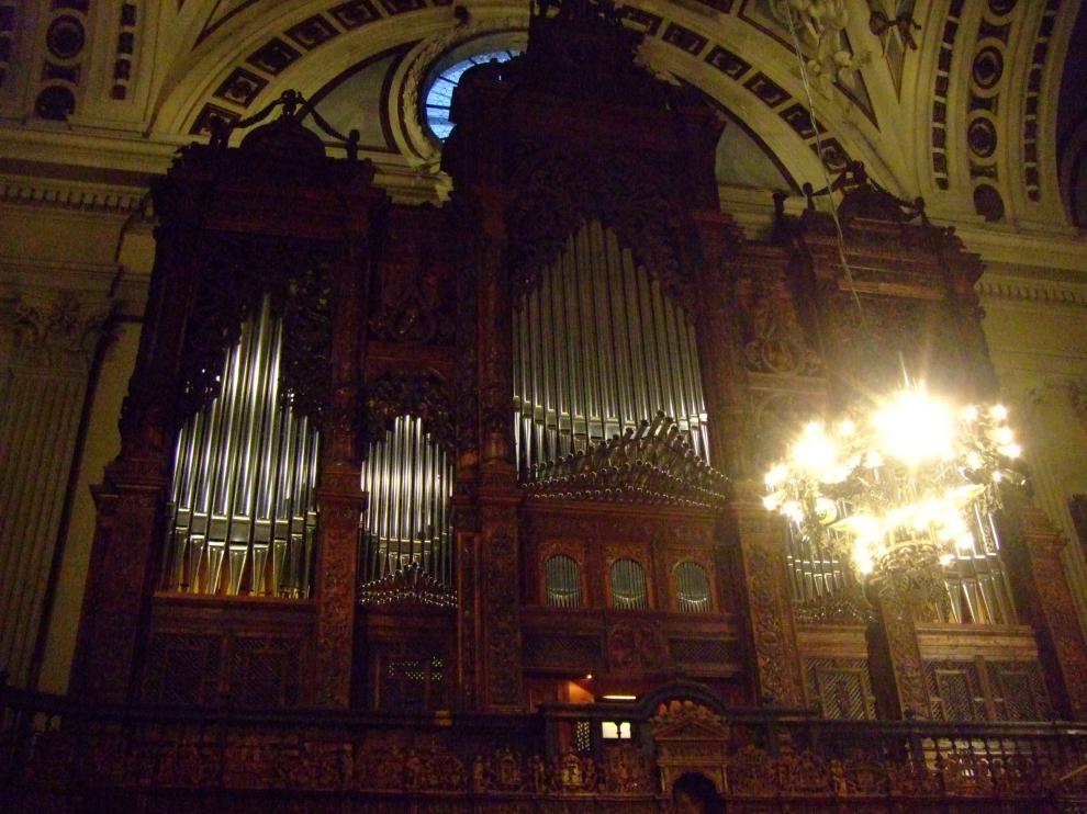 El órgano mayor del Pilar, este jueves, durante el concierto