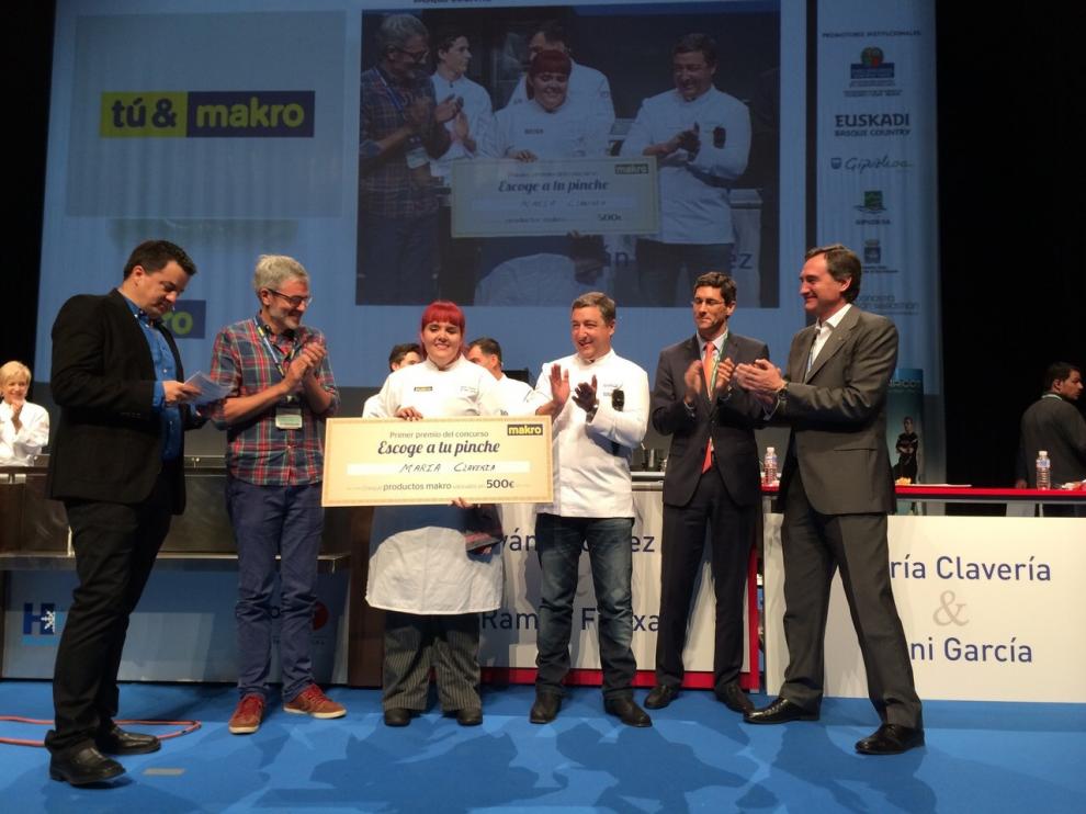María Clavería, alumna de Topi, ganadora del Concurso Nacional de Tapas de Makro, en San Sebastián