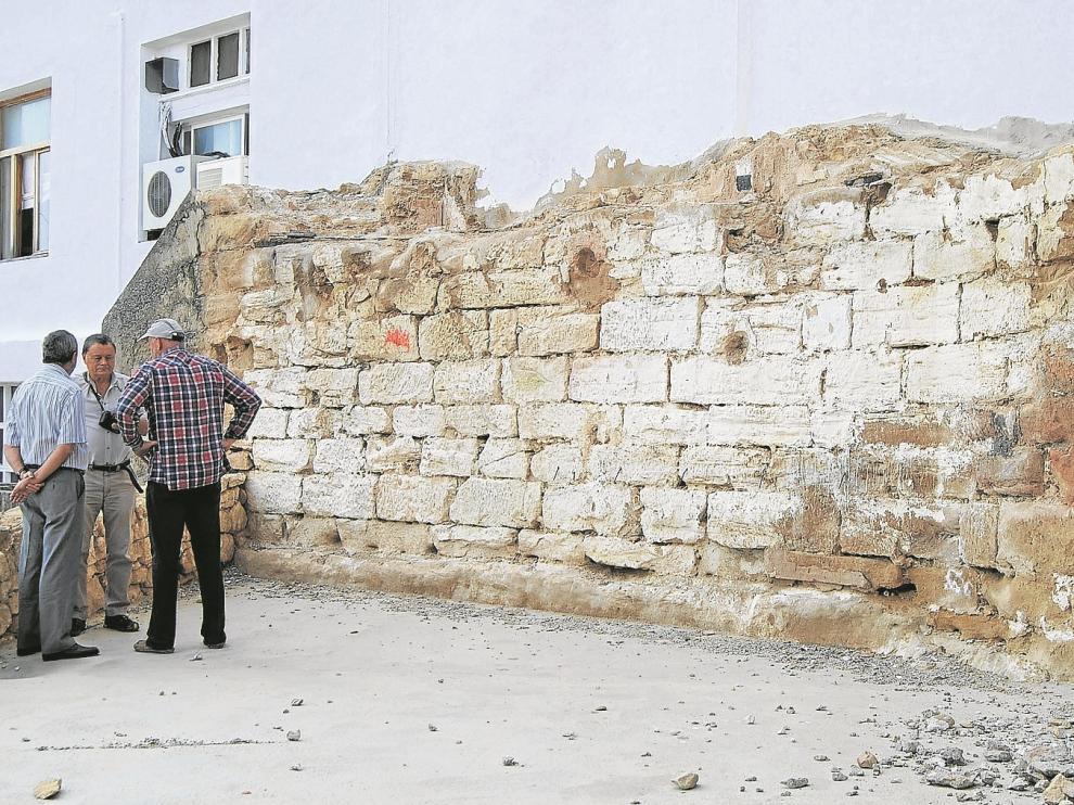 Parte de los restos que se conservan de la antigua muralla.