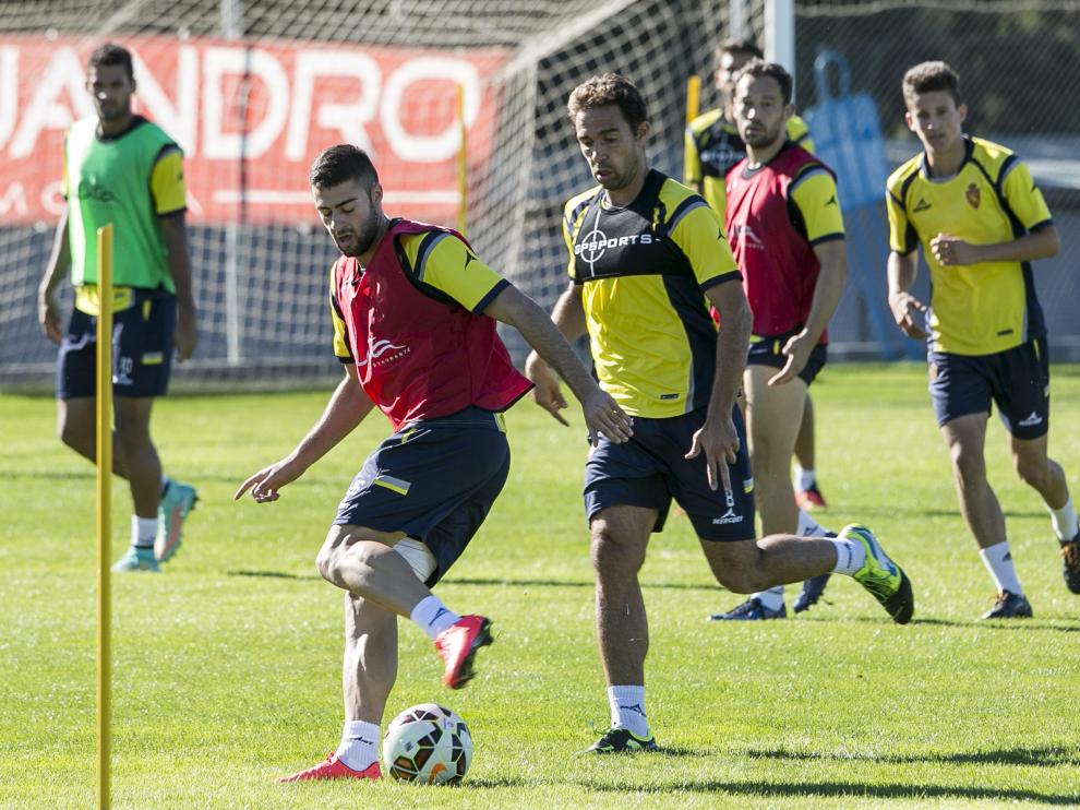 Diego Rico, en un entrenamiento del Real Zaragoza