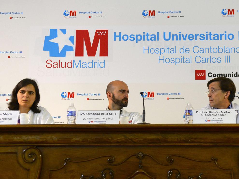 El equipo médico del Carlos III compareció este martes