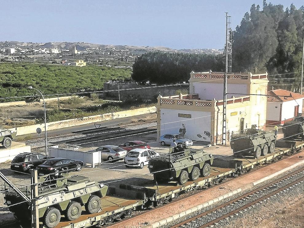 Los Blindados Medios sobre Ruedas (BMR)se trasladaron en trenes desde Almería a Zaragoza.