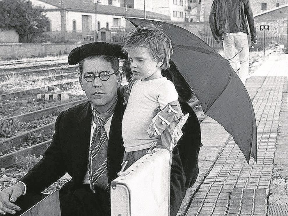 Una de las fotos, en blanco y negro, de Antonio Sánchez:'La estación' (1987).