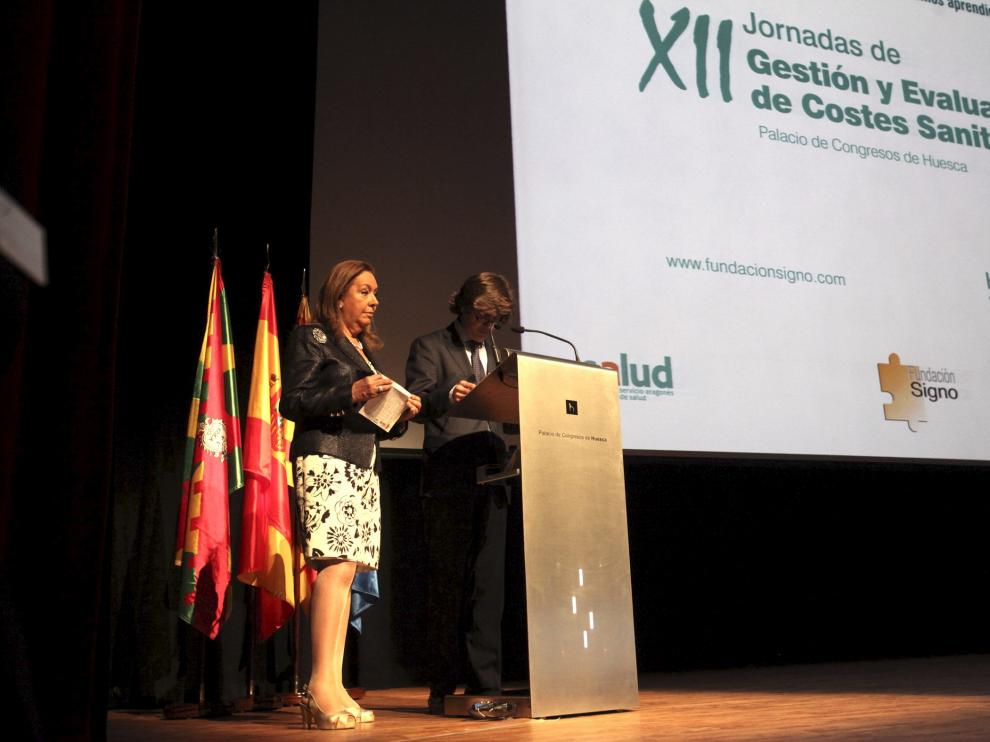 Ricardo Oliván durante la clausura de las jornadas de gestión sanitaria.