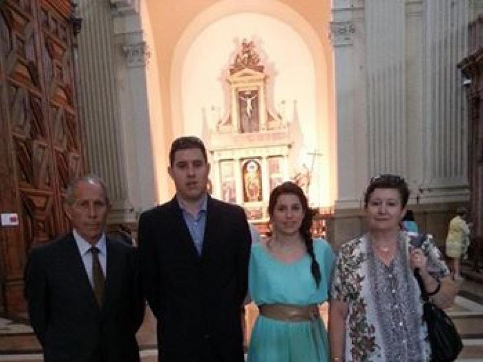 El desaparecido, a la izquierda de la imagen.