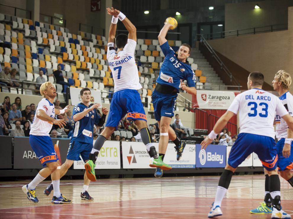 Una imagen del partido entre el BM Aragón y el Granollers