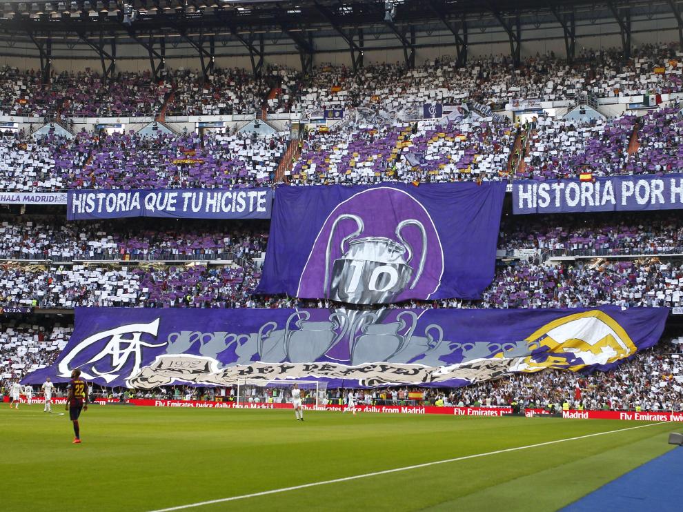 Mural en uno de los fondos del Bernabéu